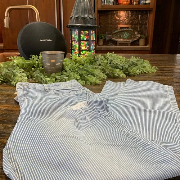 Democracy Jeans Striped Distressed 12 Girlfriend NWOT Cute Boho See - Picture 2 of 16